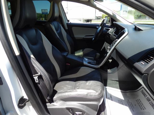 2010 Volvo XC60 T6