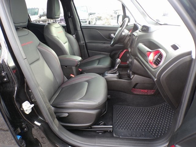 2023 Jeep Renegade Trailhawk