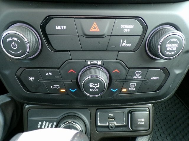 2023 Jeep Renegade Trailhawk