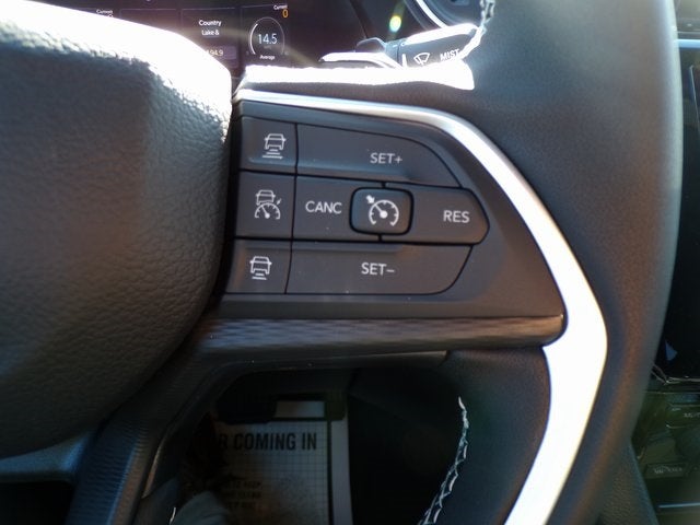 2025 Jeep Grand Cherokee GRAND CHEROKEE LAREDO X 4X4