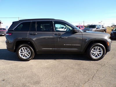 2025 Jeep Grand Cherokee GRAND CHEROKEE LAREDO X 4X4
