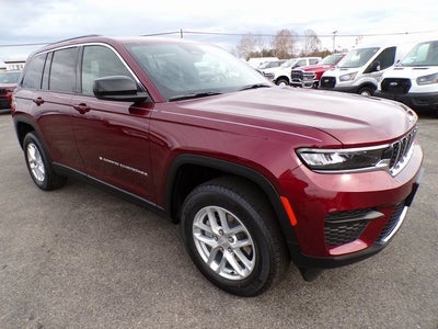 2025 Jeep Grand Cherokee GRAND CHEROKEE LAREDO X 4X4