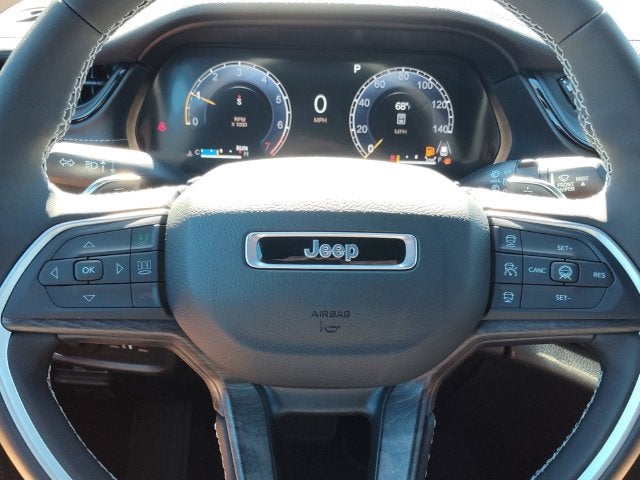 2027 Jeep Grand Cherokee GRAND CHEROKEE LAREDO ALTITUDE 4X4