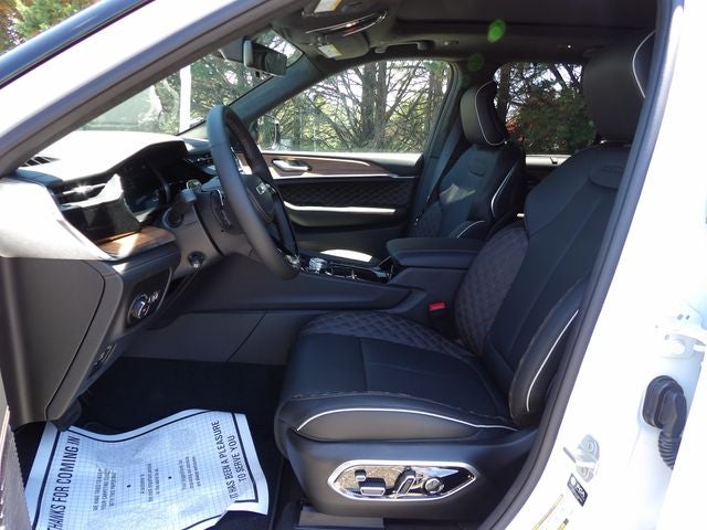 2026 Jeep Grand Cherokee GRAND CHEROKEE SUMMIT 4X4