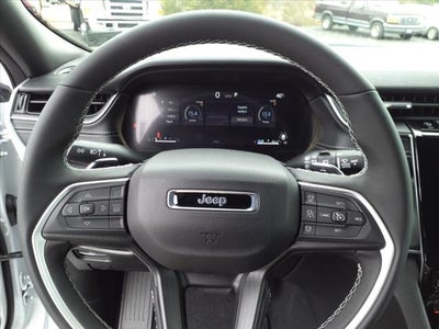 2025 Jeep Grand Cherokee GRAND CHEROKEE L ALTITUDE 4X4