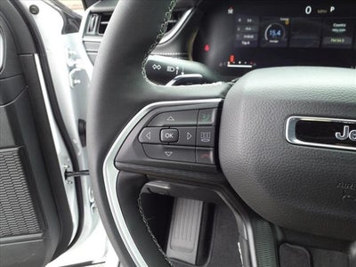 2025 Jeep Grand Cherokee GRAND CHEROKEE L ALTITUDE 4X4