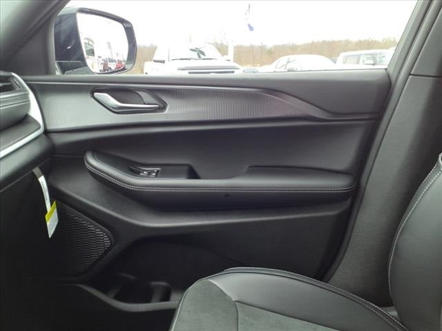 2025 Jeep Grand Cherokee GRAND CHEROKEE L ALTITUDE 4X4