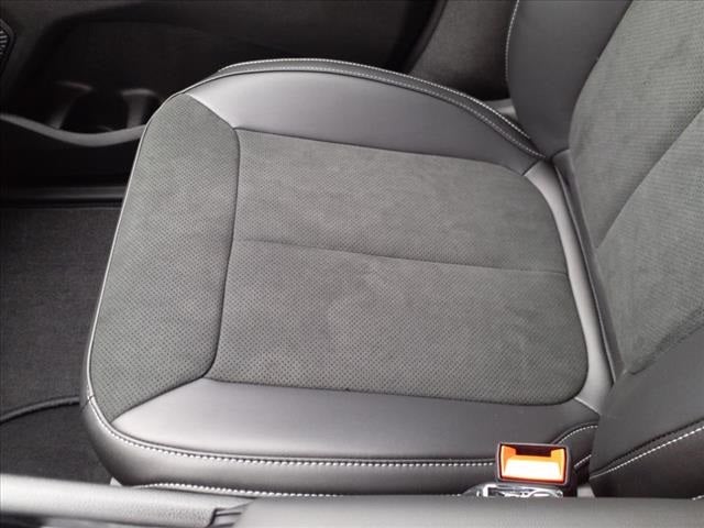 2025 Jeep Grand Cherokee GRAND CHEROKEE L ALTITUDE 4X4