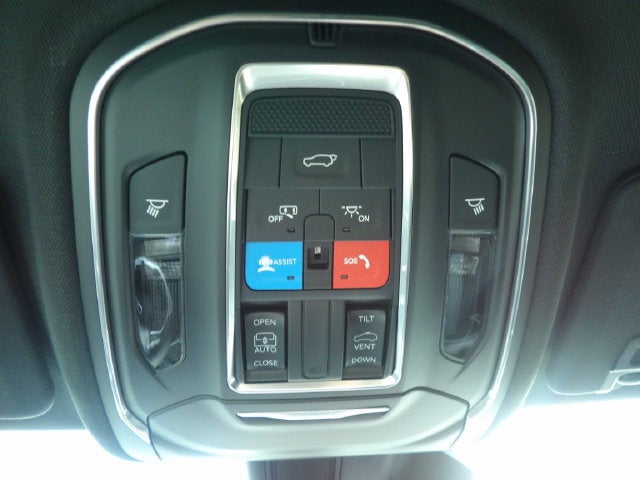 2027 Jeep Grand Cherokee GRAND CHEROKEE L LAREDO ALTITUDE 4X4
