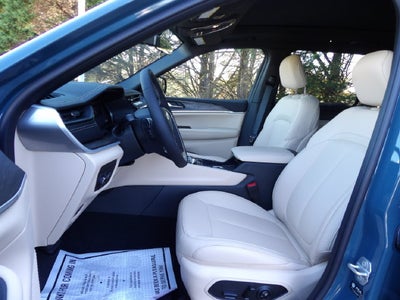 2027 Jeep Grand Cherokee GRAND CHEROKEE L LIMITED 4X4