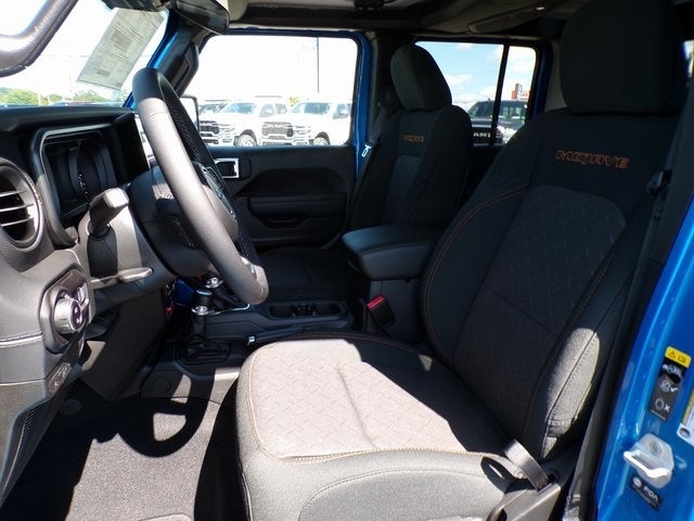 2025 Jeep Gladiator GLADIATOR MOJAVE 4X4