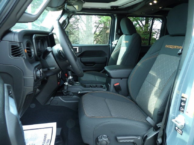 2026 Jeep Gladiator GLADIATOR MOJAVE 4X4