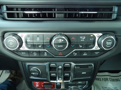 2026 Jeep Gladiator GLADIATOR MOJAVE 4X4
