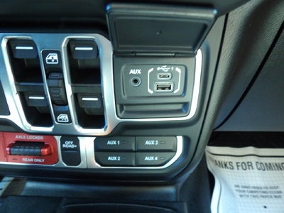 2026 Jeep Gladiator GLADIATOR MOJAVE 4X4