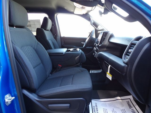 2026 RAM Ram 1500 RAM 1500 TRADESMAN CREW CAB 4X4 5'7' BOX