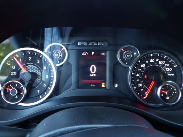 2026 RAM Ram 1500 RAM 1500 TRADESMAN CREW CAB 4X4 5'7' BOX