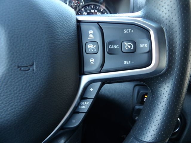 2026 RAM Ram 1500 RAM 1500 TRADESMAN CREW CAB 4X4 5'7' BOX