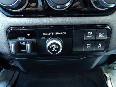 2026 RAM Ram 1500 RAM 1500 TRADESMAN CREW CAB 4X4 5'7' BOX