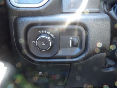 2026 RAM Ram 1500 RAM 1500 TRADESMAN CREW CAB 4X4 5'7' BOX