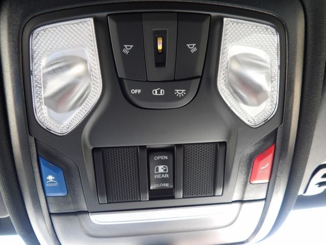 2026 RAM Ram 1500 RAM 1500 TRADESMAN CREW CAB 4X4 5'7' BOX