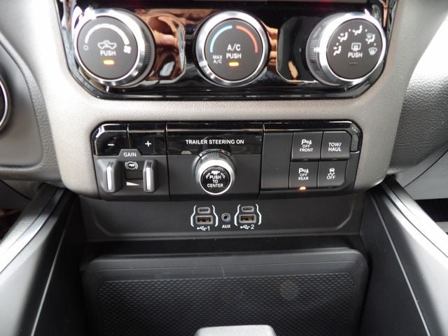 2026 RAM 1500 RAM 1500 BIG HORN CREW CAB 4X4 6'4' BOX
