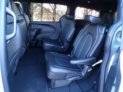 2026 Chrysler Pacifica PACIFICA SELECT