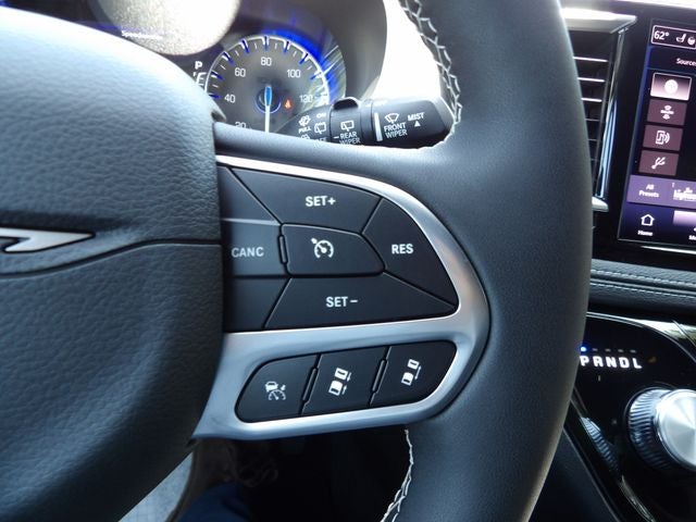 2027 Chrysler Pacifica PACIFICA SELECT
