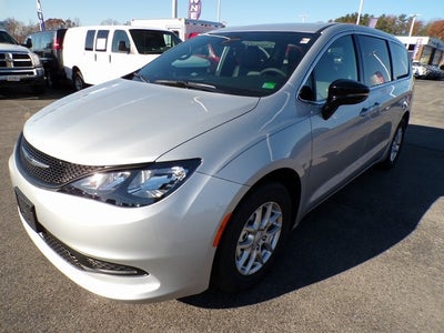 2026 Chrysler Voyager VOYAGER LX