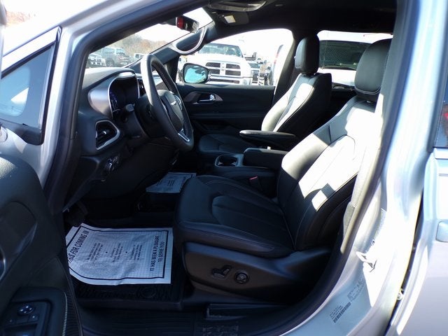 2026 Chrysler Voyager VOYAGER LX