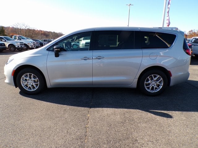 2026 Chrysler Voyager VOYAGER LX