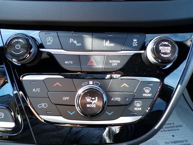 2026 Chrysler Voyager VOYAGER LX