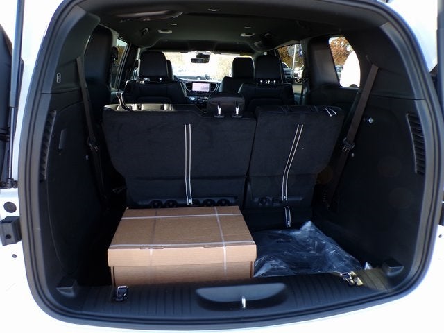 2026 Chrysler Voyager VOYAGER LX