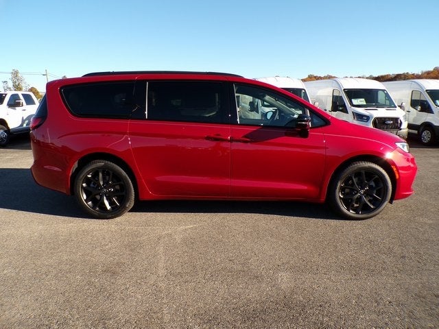 2026 Chrysler Pacifica PACIFICA LIMITED AWD