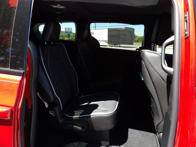 2026 Chrysler Pacifica PACIFICA LIMITED AWD
