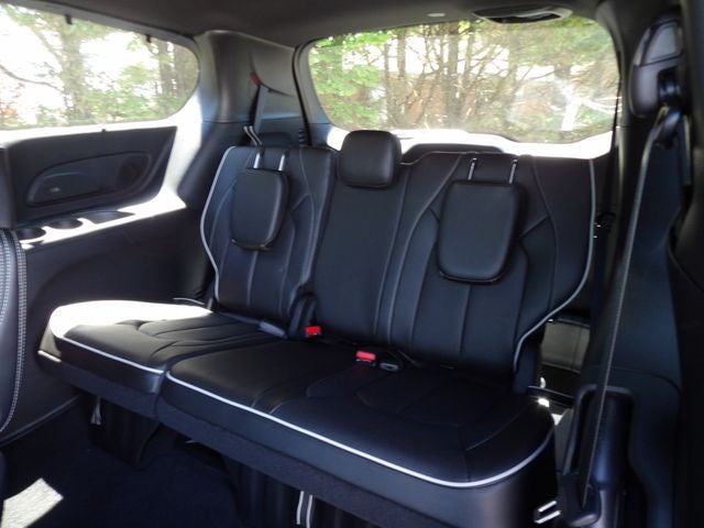 2026 Chrysler Pacifica PACIFICA LIMITED AWD