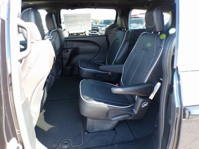 2026 Chrysler Pacifica PACIFICA LIMITED AWD