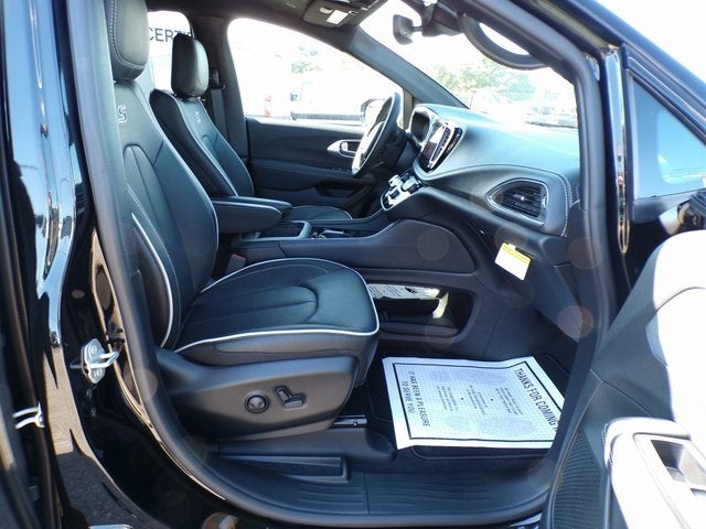 2026 Chrysler Pacifica PACIFICA LIMITED AWD