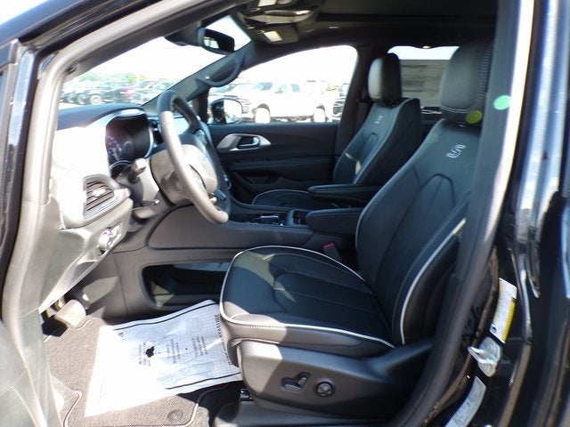 2026 Chrysler Pacifica PACIFICA LIMITED AWD