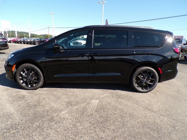 2026 Chrysler Pacifica PACIFICA LIMITED AWD