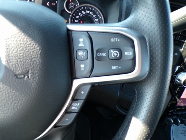 2026 RAM Ram 3500 RAM 3500 TRADESMAN CREW CAB 4X4 6'4' BOX