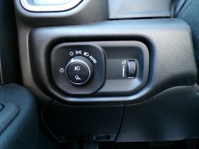 2026 RAM Ram 3500 RAM 3500 TRADESMAN CREW CAB 4X4 6'4' BOX