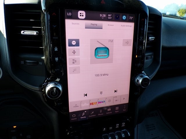 2026 RAM Ram 3500 RAM 3500 TRADESMAN CREW CAB 4X4 6'4' BOX