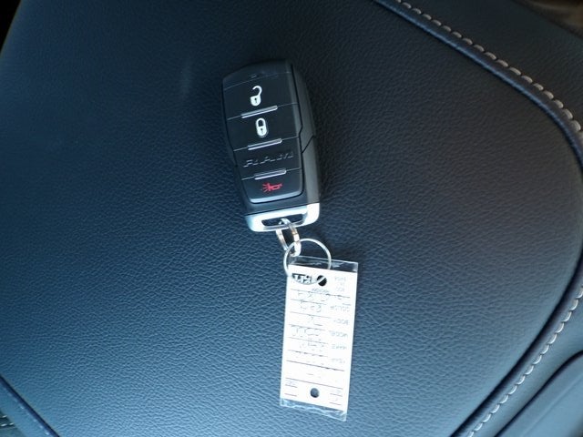 2026 RAM Ram 3500 RAM 3500 TRADESMAN CREW CAB 4X4 6'4' BOX