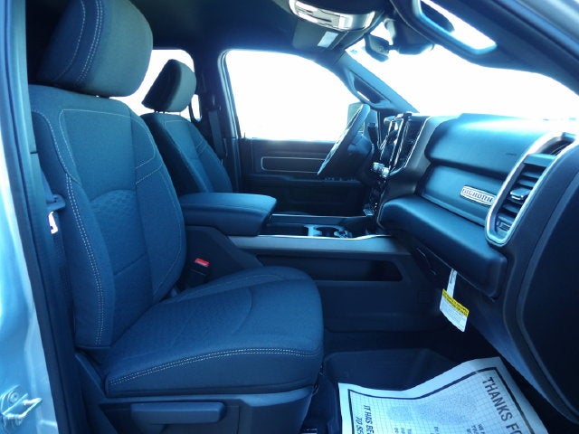 2027 RAM Ram 3500 RAM 3500 BIG HORN CREW CAB 4X4 6'4' BOX