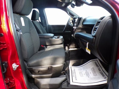 2026 RAM Ram 2500 RAM 2500 BLACK EXPRESS CREW CAB 4X4 6'4' BOX