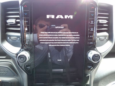 2026 RAM Ram 2500 RAM 2500 BLACK EXPRESS CREW CAB 4X4 6'4' BOX