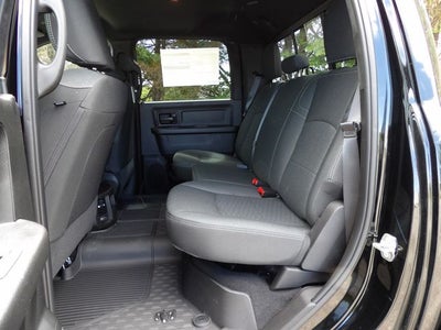 2026 RAM Ram 2500 RAM 2500 BLACK EXPRESS CREW CAB 4X4 6'4' BOX