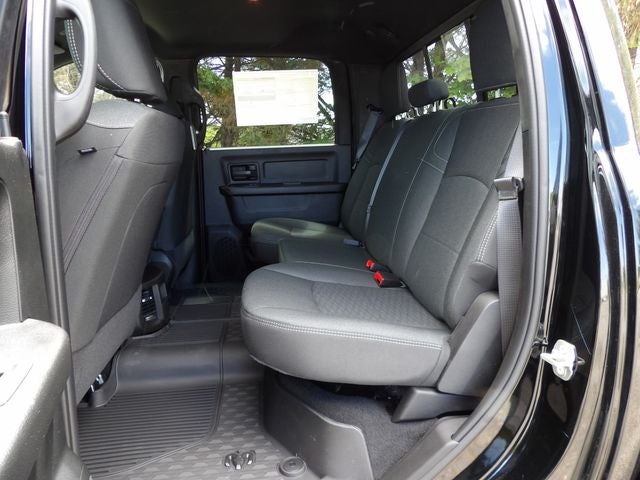 2026 RAM Ram 2500 RAM 2500 BLACK EXPRESS CREW CAB 4X4 6'4' BOX