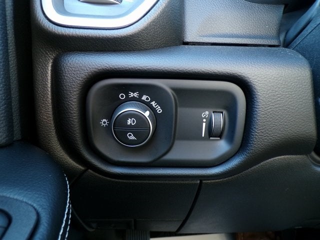 2026 RAM Ram 3500 RAM 3500 BIG HORN CREW CAB 4X4 8' BOX