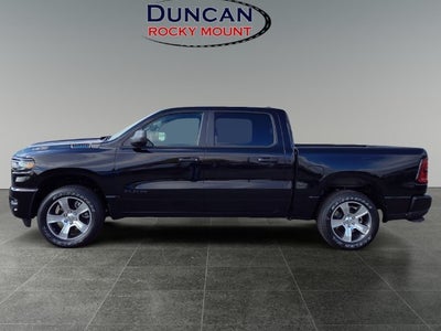 2027 RAM Ram 1500 RAM 1500 EXPRESS CREW CAB 4X4 5'7' BOX